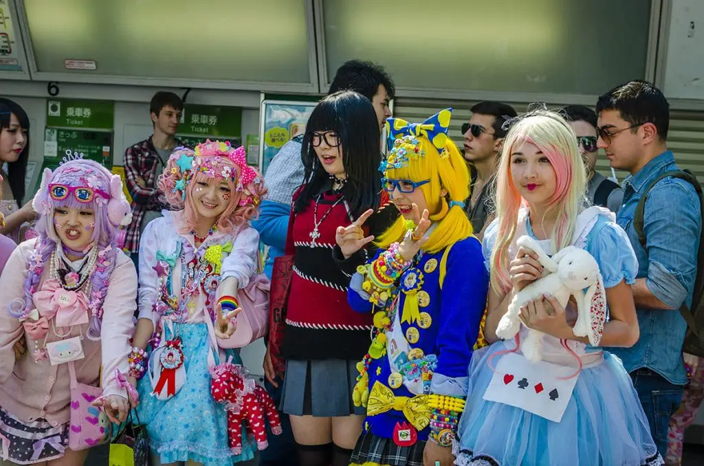 What Is Kawaii? Find out why it's taking over the world. 4 What Is Kawaii - People
